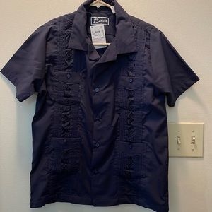 NWT Boys Guayabera Shirt Size 14 with 4 Pockets in Navy Blue Cuban Style